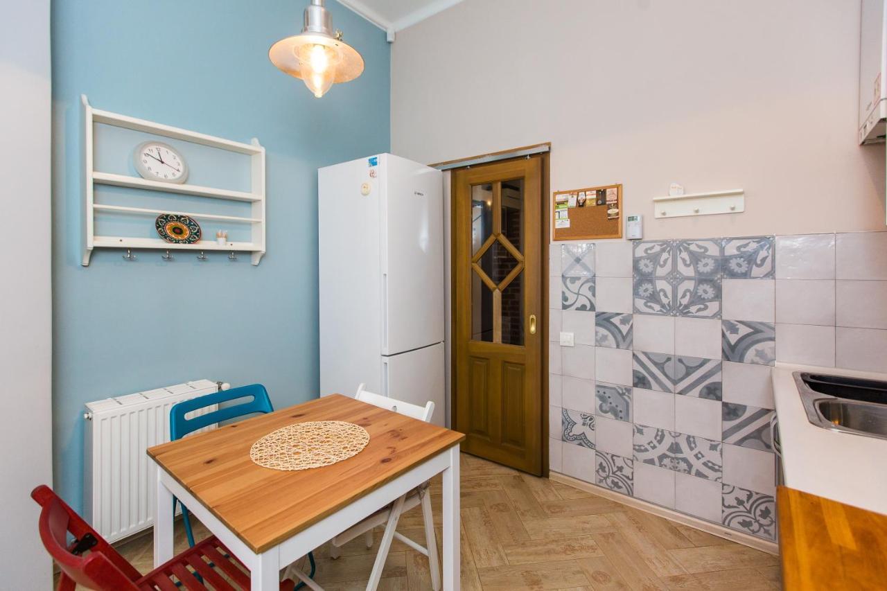 Light And Spacious Apartment On Gazova Str Львів Екстер'єр фото