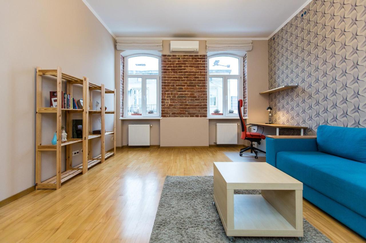 Light And Spacious Apartment On Gazova Str Львів Екстер'єр фото